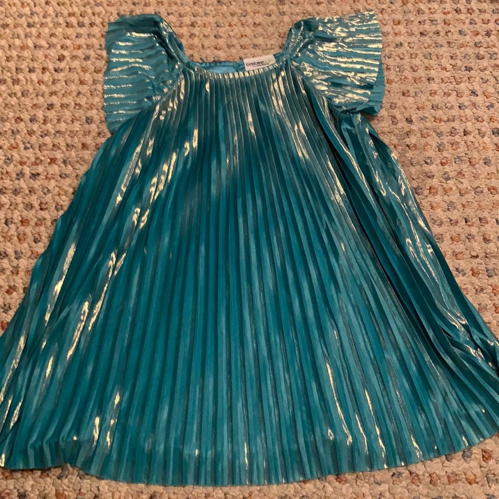 OshKosh Flutter Sleeve green to gold dress